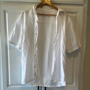 Zara Men’s White Short Sleeve Button-Up Shirt